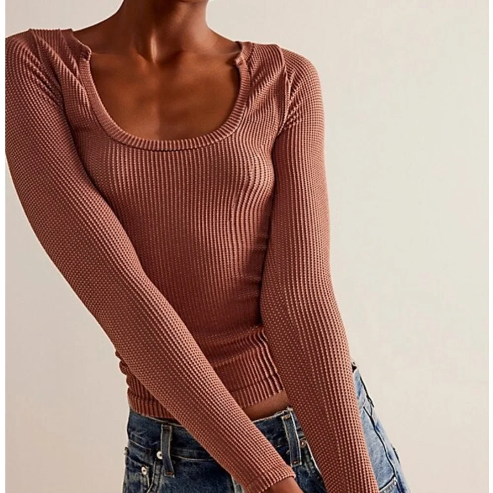 NWOT Clean Slate seamless layering top by Intimately Free People in size M/L